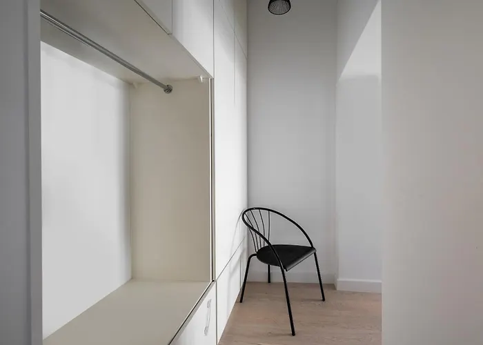 Plac Zbawiciela Deluxe Apartment